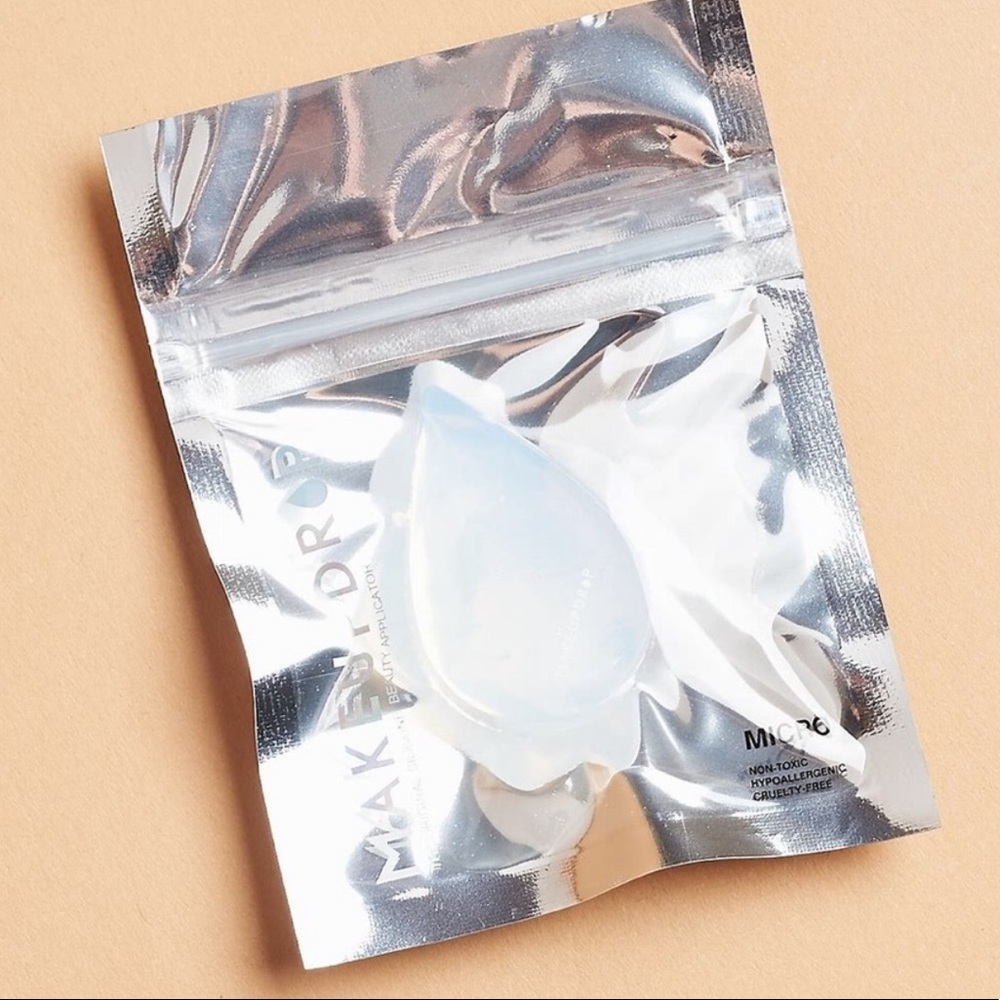 🆕 Makeupdrop Micro Silicone Beauty Applicator